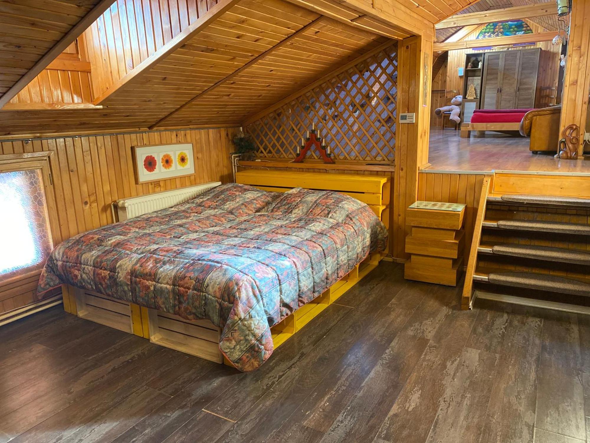 Apartamento Wooden Attic Braşov Exterior foto