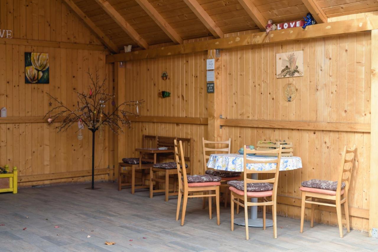 Apartamento Wooden Attic Braşov Exterior foto